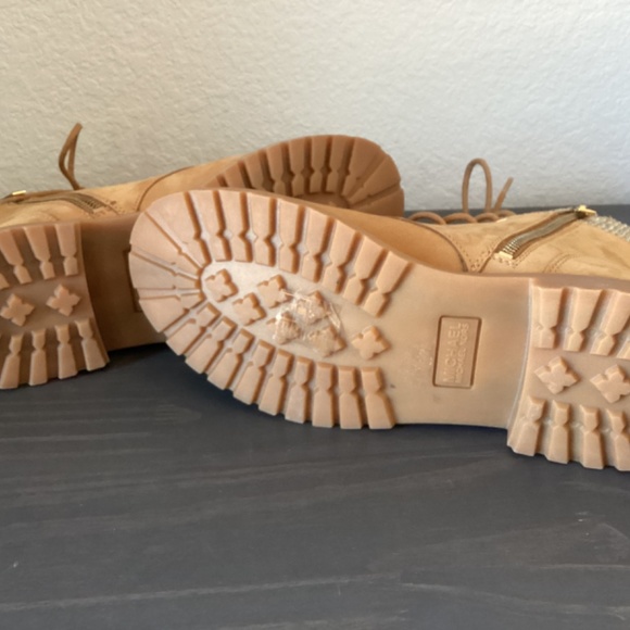 MICHAEL Michael Kors Tan and Gold Ankle Boots - Picture 2 of 11